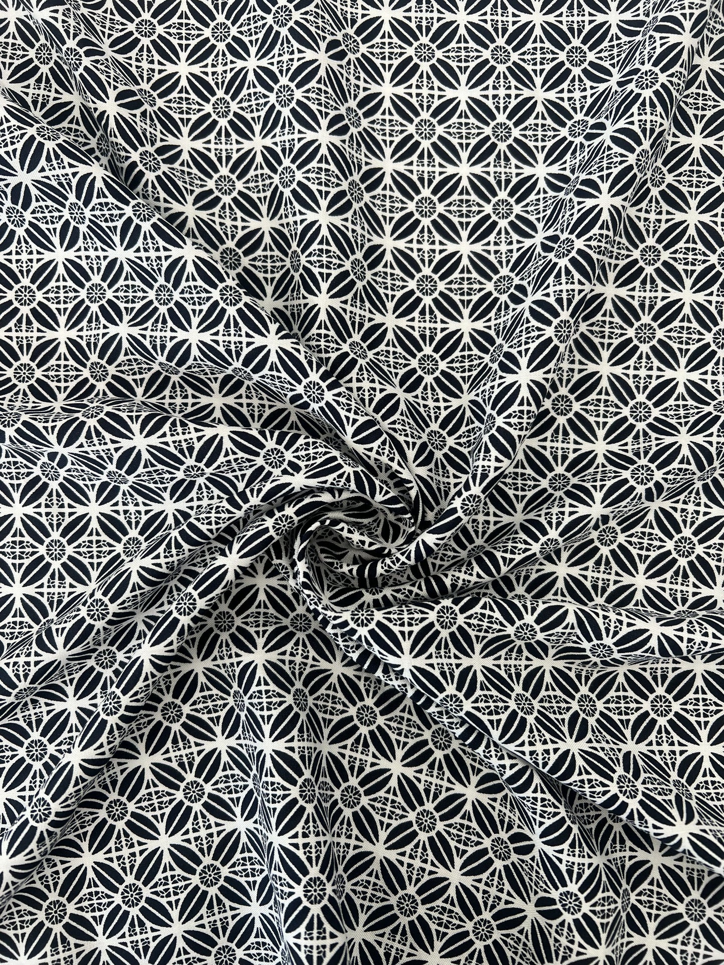 180616 LATTICE NAVY BLUE CHALLIS PRINTS WOVEN