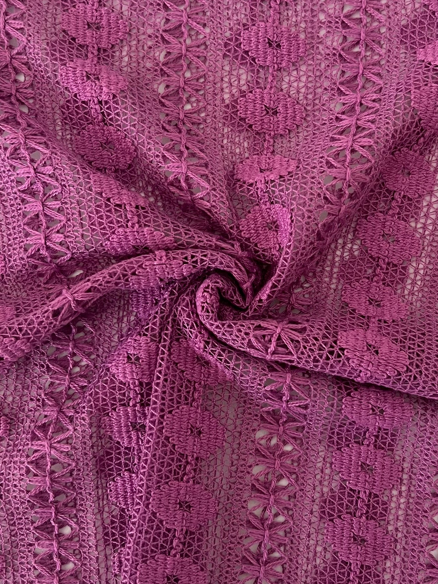 19696 LAVENDER NON STRETCH LACE