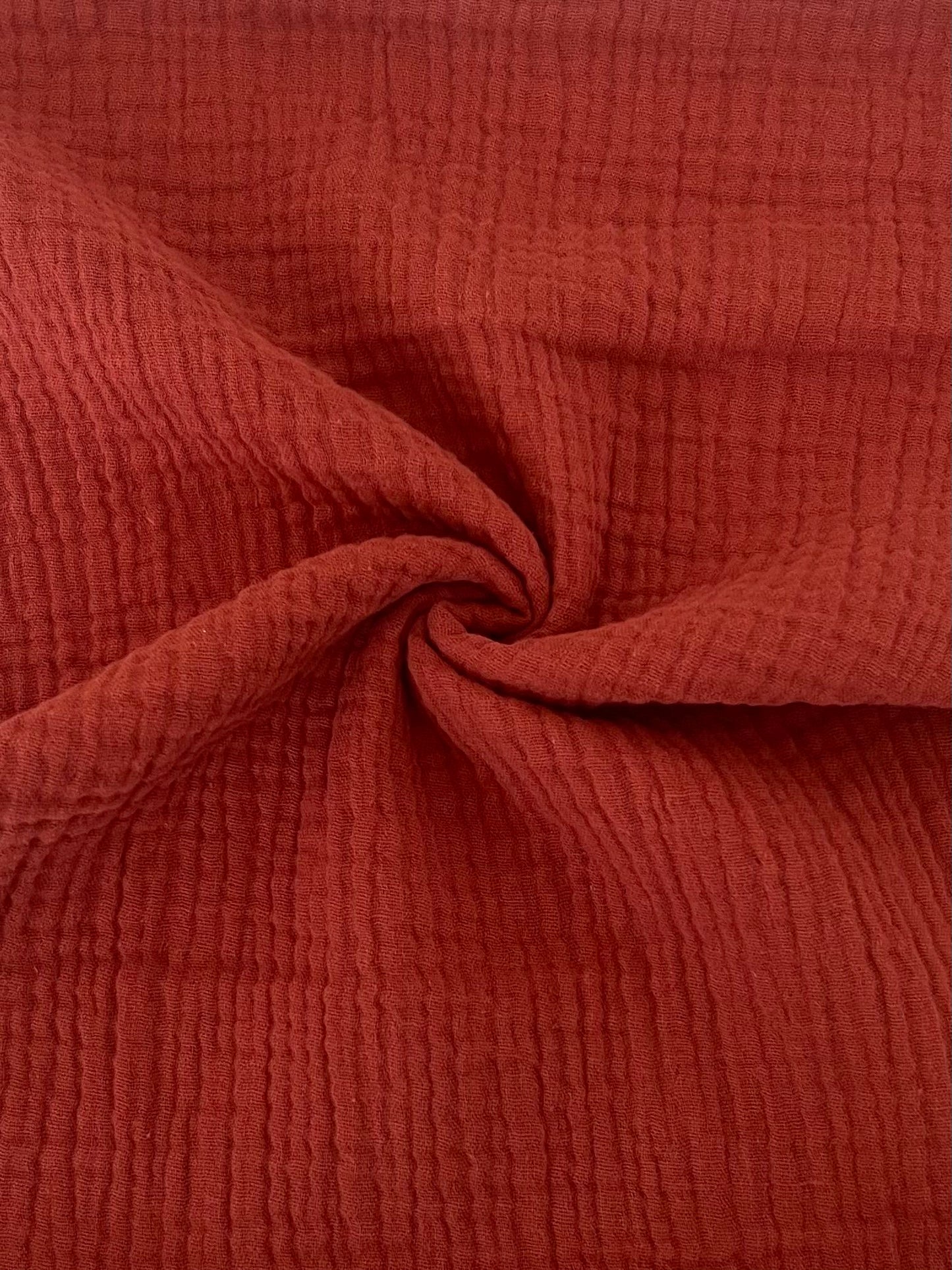 19697 RED WOOD WOVEN