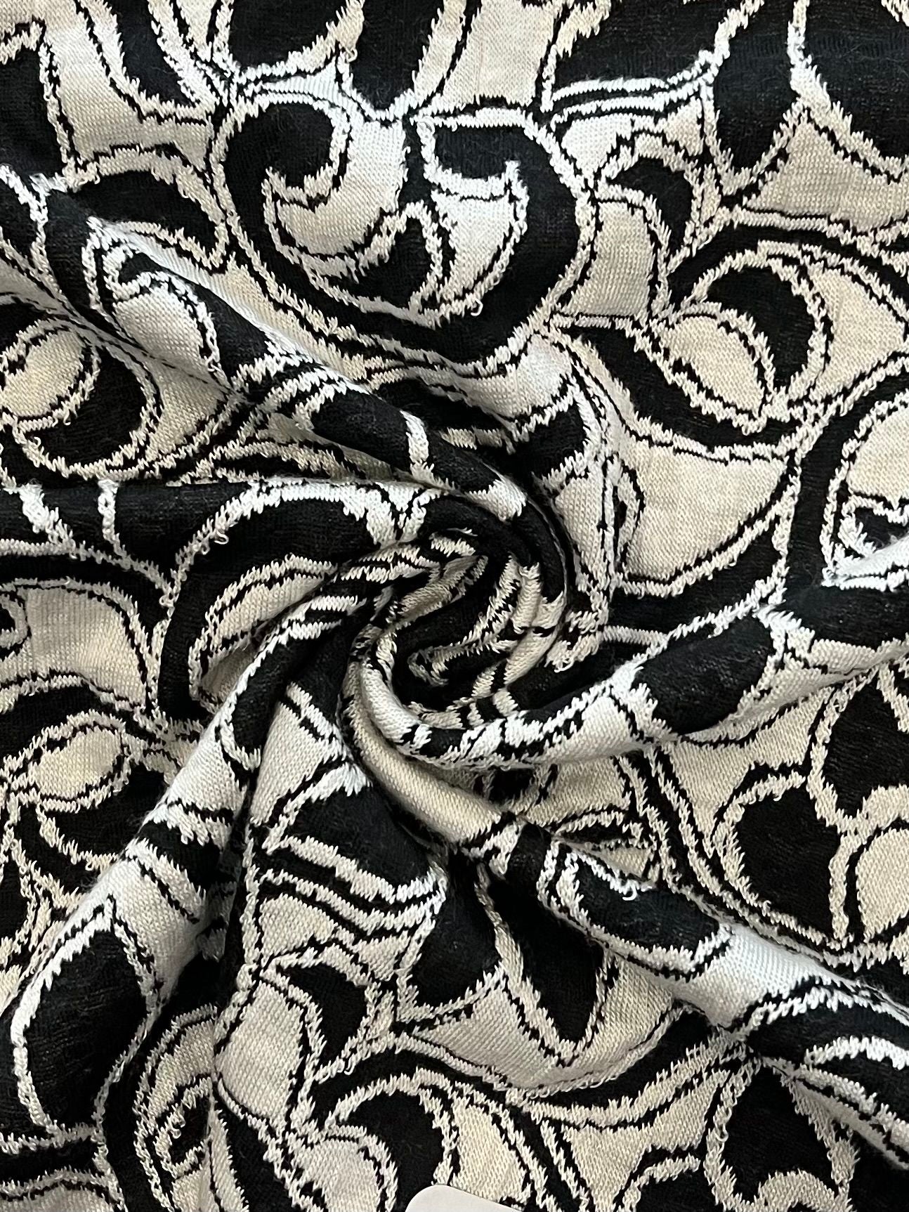 17045 BLACK/KNIT BLACK DOUBLE KNITS JACQUARD/NOVELTY PRINTS