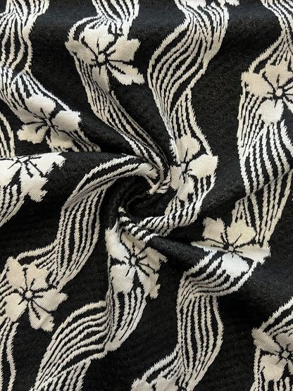 17040 BLACK/IVORY BLACK DOUBLE KNITS JACQUARD/NOVELTY PRINTS